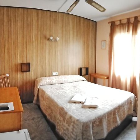 Hostal Cristina Denia Ngoại thất bức ảnh