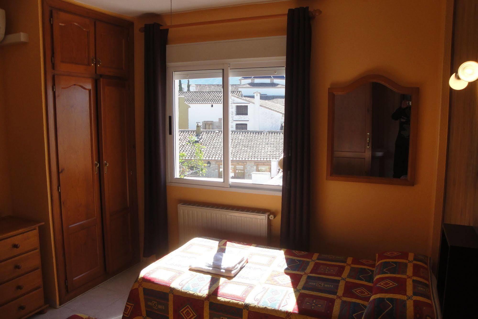 Hostal Cristina Denia Ngoại thất bức ảnh
